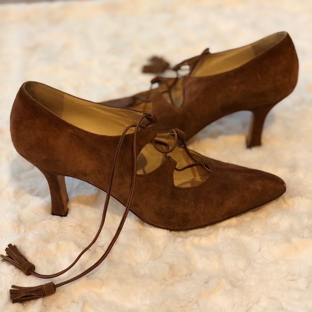 Manolo Blahnik Brown suede laced heels 38.5 or 8.5